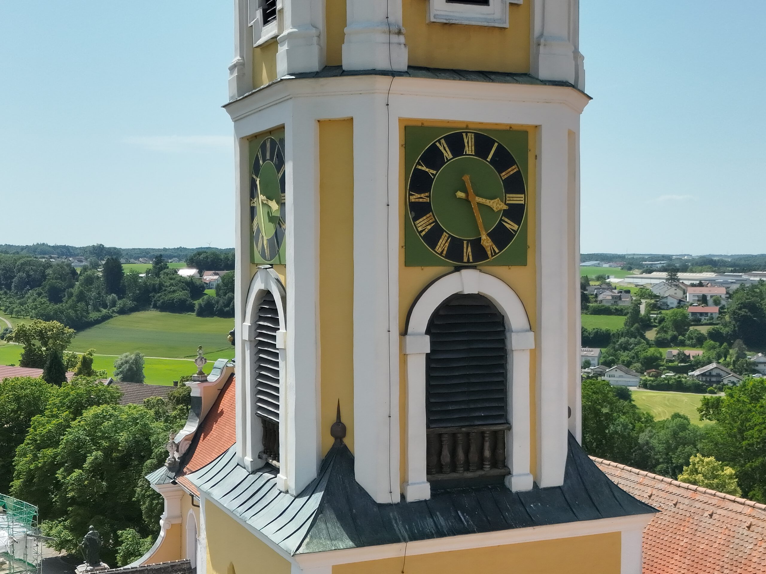 default alt="Luftbilder Süddeutschland von Drohnenflug-Süd"